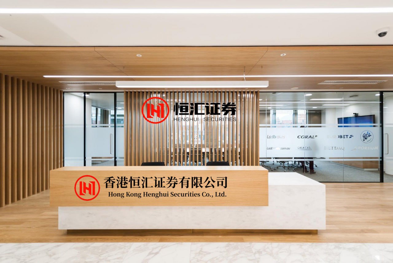 擒牛网 水果AI、海马孕夫、蟑螂人......猎奇AI剧，为何霸榜海外？